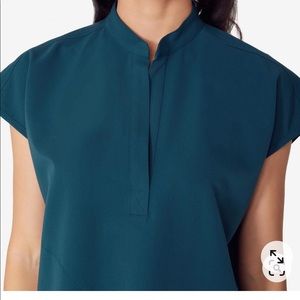 Caribbean blue Rafaella top with Tonata pant XS